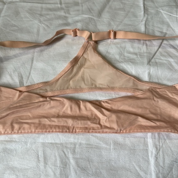 Victoria Secret peach Bra Body by Victoria Front Closure  Underwire 36DD - Picture 4 of 7